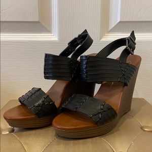 Jessica Simpson Black Leather Wedge